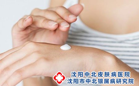 银屑病危害,导致银屑病的几个因素